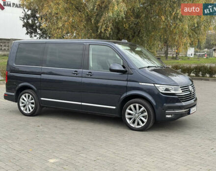 Серый Фольксваген Мультиван, объемом двигателя 2 л и пробегом 194 тыс. км за 50300 $, фото 45 на Automoto.ua