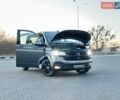 Серый Фольксваген Мультиван, объемом двигателя 2 л и пробегом 137 тыс. км за 48900 $, фото 37 на Automoto.ua