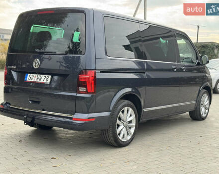 Серый Фольксваген Мультиван, объемом двигателя 2 л и пробегом 194 тыс. км за 50300 $, фото 52 на Automoto.ua