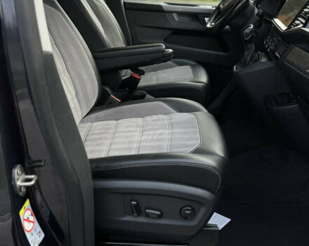 Серый Фольксваген Мультиван, объемом двигателя 2 л и пробегом 194 тыс. км за 50300 $, фото 21 на Automoto.ua