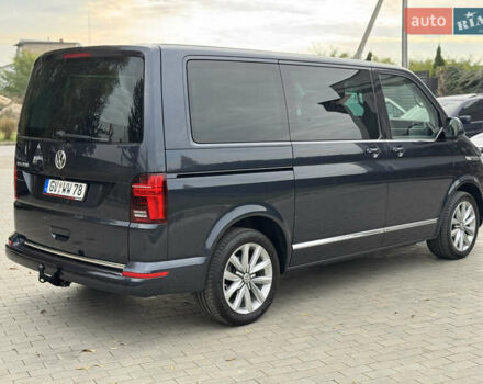 Серый Фольксваген Мультиван, объемом двигателя 2 л и пробегом 194 тыс. км за 50300 $, фото 44 на Automoto.ua