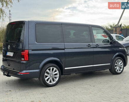 Серый Фольксваген Мультиван, объемом двигателя 2 л и пробегом 194 тыс. км за 50300 $, фото 43 на Automoto.ua