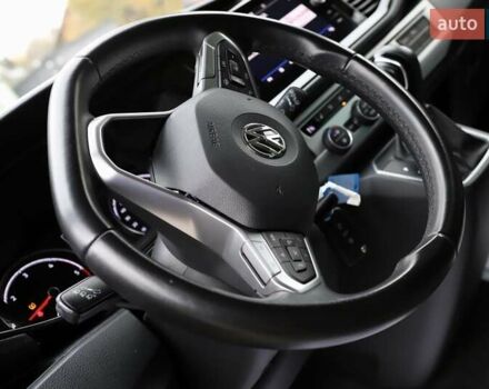 Фольксваген Мультиван 2021 в Дрогобыче на Automoto.ua Серый Фольксваген Мультиван, объемом двигателя 2 л и пробегом 111 тыс. км за 43899 $, фото 59 на Automoto.ua