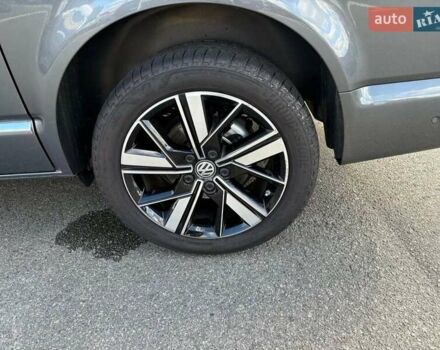 Фольксваген Мультиван 2024 в Ивано-Франковске на Automoto.ua Серый Фольксваген Мультиван, объемом двигателя 1.97 л и пробегом 20 тыс. км за 93000 $, фото 12 на Automoto.ua