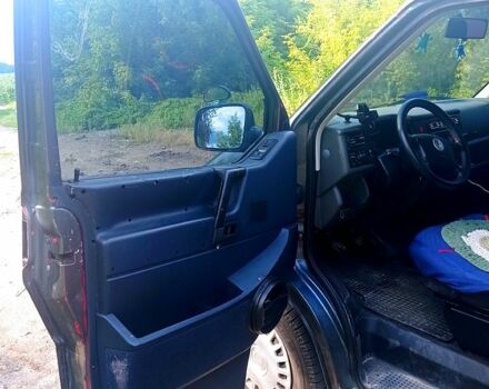 Сірий Фольксваген Мультиван, об'ємом двигуна 2.5 л та пробігом 200 тис. км за 3600 $, фото 6 на Automoto.ua