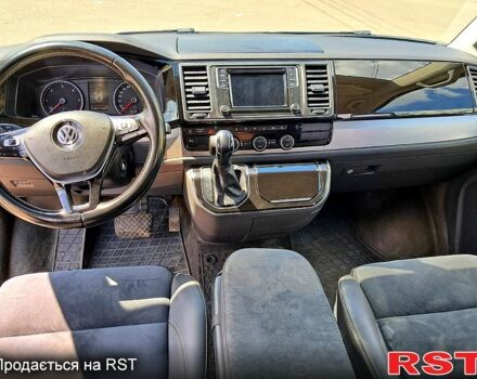 Сірий Фольксваген Мультиван, об'ємом двигуна 2 л та пробігом 275 тис. км за 36000 $, фото 3 на Automoto.ua