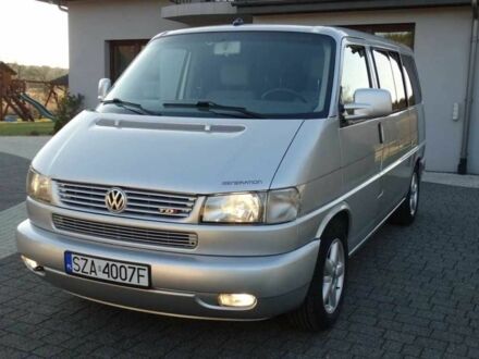 Сірий Фольксваген Мультиван, об'ємом двигуна 2.5 л та пробігом 272 тис. км за 3500 $, фото 1 на Automoto.ua