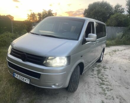 Сірий Фольксваген Мультиван, об'ємом двигуна 2.5 л та пробігом 500 тис. км за 10700 $, фото 1 на Automoto.ua