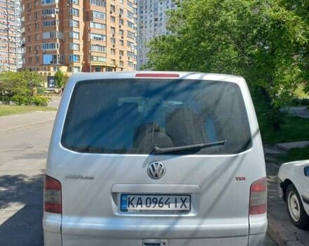 Сірий Фольксваген Мультиван, об'ємом двигуна 2.46 л та пробігом 394 тис. км за 13300 $, фото 1 на Automoto.ua