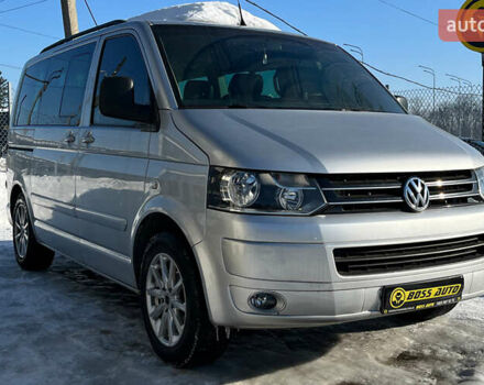 Серый Фольксваген Мультиван, объемом двигателя 2.46 л и пробегом 335 тыс. км за 10300 $, фото 1 на Automoto.ua