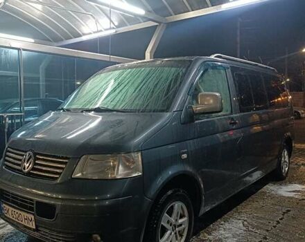 Сірий Фольксваген Мультиван, об'ємом двигуна 2.5 л та пробігом 450 тис. км за 8750 $, фото 1 на Automoto.ua
