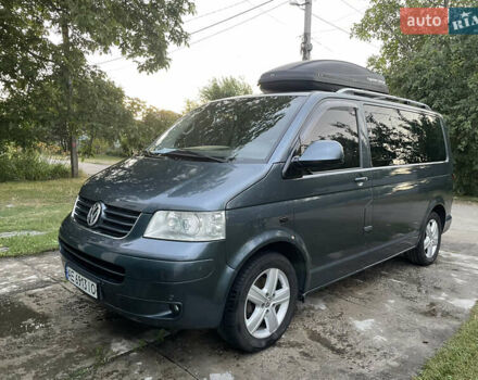 Сірий Фольксваген Мультиван, об'ємом двигуна 2.46 л та пробігом 330 тис. км за 18500 $, фото 1 на Automoto.ua