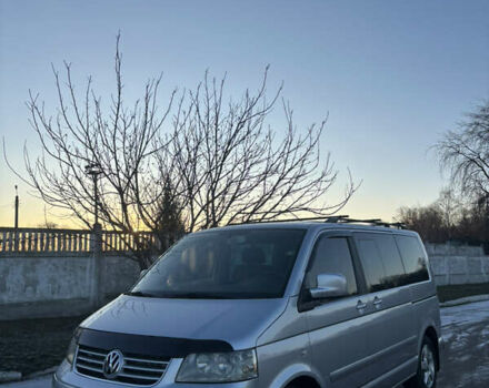 Сірий Фольксваген Мультиван, об'ємом двигуна 3.2 л та пробігом 370 тис. км за 17700 $, фото 1 на Automoto.ua