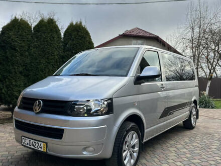 Серый Фольксваген Мультиван, объемом двигателя 1.97 л и пробегом 300 тыс. км за 14400 $, фото 1 на Automoto.ua