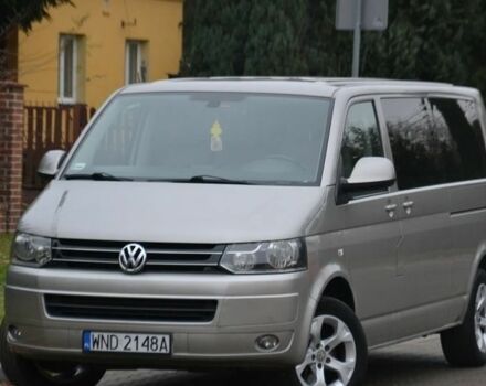 Серый Фольксваген Мультиван, объемом двигателя 2 л и пробегом 198 тыс. км за 8800 $, фото 1 на Automoto.ua