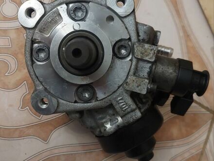 Фольксваген Мультиван 2012 у Борисполе на Automoto.ua Сірий Фольксваген Мультиван, об'ємом двигуна 0 л та пробігом 150 тис. км за 360 $, фото 1 на Automoto.ua