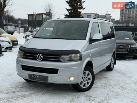 Сірий Фольксваген Мультиван, об'ємом двигуна 1.97 л та пробігом 239 тис. км за 24500 $, фото 1 на Automoto.ua