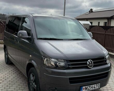 Сірий Фольксваген Мультиван, об'ємом двигуна 2 л та пробігом 253 тис. км за 9500 $, фото 1 на Automoto.ua