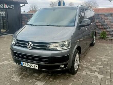 Фольксваген Мультиван 2013 в Ровно на Automoto.ua Серый Фольксваген Мультиван, объемом двигателя 2 л и пробегом 376 тыс. км за 22100 $, фото 1 на Automoto.ua