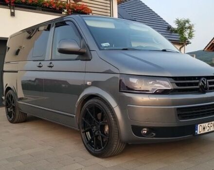 Фольксваген Мультиван 2013 у Києві на Automoto.ua Сірий Фольксваген Мультиван, об'ємом двигуна 2 л та пробігом 130 тис. км за 8800 $, фото 1 на Automoto.ua