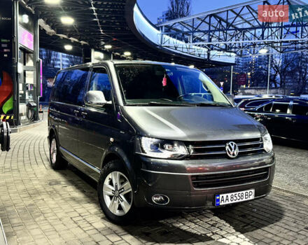 Сірий Фольксваген Мультиван, об'ємом двигуна 1.98 л та пробігом 300 тис. км за 25900 $, фото 1 на Automoto.ua
