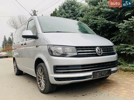 Сірий Фольксваген Мультиван, об'ємом двигуна 2 л та пробігом 164 тис. км за 32900 $, фото 1 на Automoto.ua