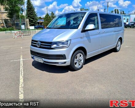 Сірий Фольксваген Мультиван, об'ємом двигуна 2 л та пробігом 275 тис. км за 36000 $, фото 1 на Automoto.ua