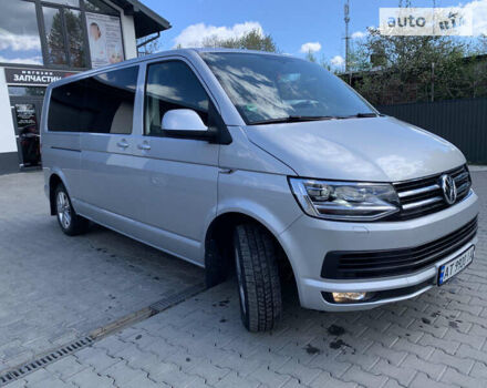 Серый Фольксваген Мультиван, объемом двигателя 2 л и пробегом 167 тыс. км за 49900 $, фото 1 на Automoto.ua