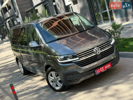Фольксваген Мультиван 2022 у Києві на Automoto.ua Сірий Фольксваген Мультиван, об'ємом двигуна 2 л та пробігом 125 тис. км за 55500 $, фото 1 на Automoto.ua