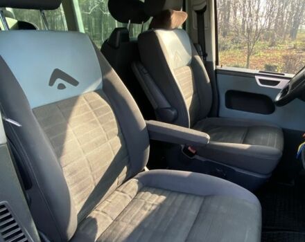 Синий Фольксваген Мультиван, объемом двигателя 2.5 л и пробегом 258 тыс. км за 13500 $, фото 7 на Automoto.ua