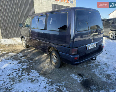 Синій Фольксваген Мультиван, об'ємом двигуна 2.5 л та пробігом 500 тис. км за 3999 $, фото 4 на Automoto.ua