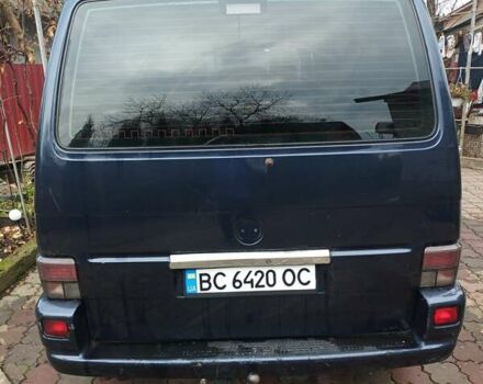 Синий Фольксваген Мультиван, объемом двигателя 2.5 л и пробегом 495 тыс. км за 5000 $, фото 3 на Automoto.ua