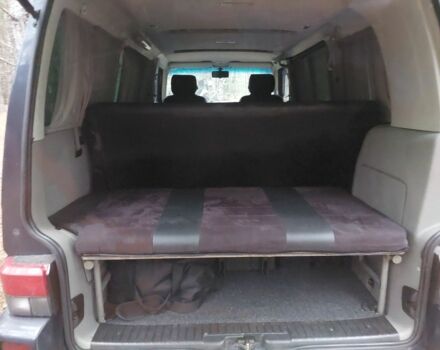 Синій Фольксваген Мультиван, об'ємом двигуна 2.5 л та пробігом 470 тис. км за 9000 $, фото 4 на Automoto.ua