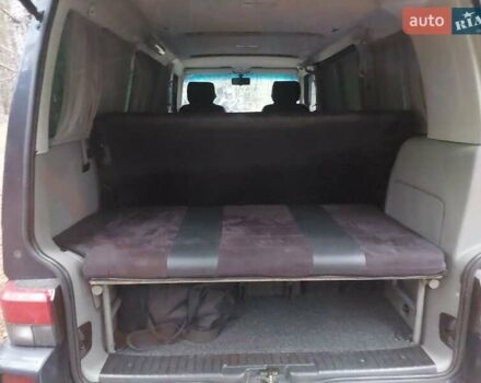 Синій Фольксваген Мультиван, об'ємом двигуна 2.5 л та пробігом 470 тис. км за 9000 $, фото 3 на Automoto.ua