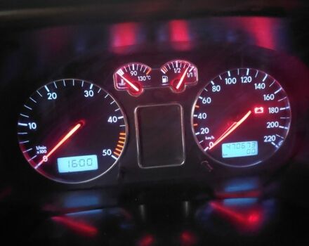 Синій Фольксваген Мультиван, об'ємом двигуна 2.5 л та пробігом 470 тис. км за 9000 $, фото 9 на Automoto.ua