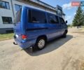 Синий Фольксваген Мультиван, объемом двигателя 2.5 л и пробегом 519 тыс. км за 11500 $, фото 2 на Automoto.ua