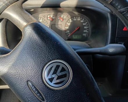 Синій Фольксваген Мультиван, об'ємом двигуна 0 л та пробігом 200 тис. км за 3500 $, фото 4 на Automoto.ua