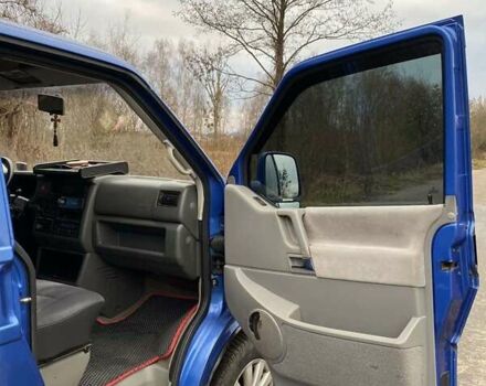 Синій Фольксваген Мультиван, об'ємом двигуна 2.47 л та пробігом 235 тис. км за 7700 $, фото 21 на Automoto.ua