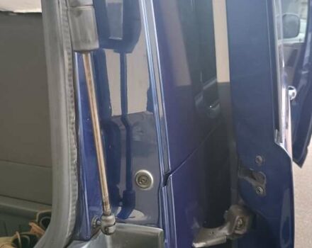 Синий Фольксваген Мультиван, объемом двигателя 2.5 л и пробегом 395 тыс. км за 15800 $, фото 19 на Automoto.ua