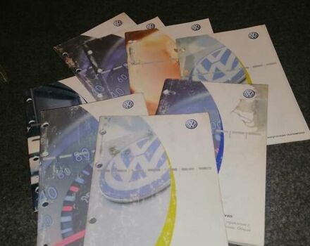 Синий Фольксваген Мультиван, объемом двигателя 2.5 л и пробегом 395 тыс. км за 15800 $, фото 54 на Automoto.ua