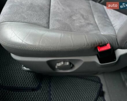 Фольксваген Мультиван 2007 в Житомире на Automoto.ua Синий Фольксваген Мультиван, объемом двигателя 2.5 л и пробегом 278 тыс. км за 13999 $, фото 53 на Automoto.ua