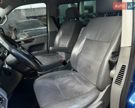 Фольксваген Мультиван 2007 в Житомире на Automoto.ua Синий Фольксваген Мультиван, объемом двигателя 2.5 л и пробегом 278 тыс. км за 13999 $, фото 25 на Automoto.ua