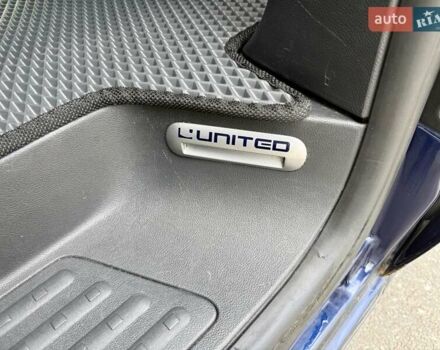 Фольксваген Мультиван 2009 в Одессе на Automoto.ua Синий Фольксваген Мультиван, объемом двигателя 2.5 л и пробегом 190 тыс. км за 17200 $, фото 26 на Automoto.ua