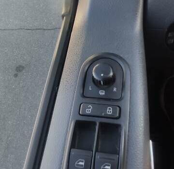 Синий Фольксваген Мультиван, объемом двигателя 1.97 л и пробегом 322 тыс. км за 18500 $, фото 23 на Automoto.ua