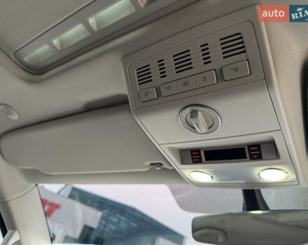 Синій Фольксваген Мультиван, об'ємом двигуна 1.97 л та пробігом 182 тис. км за 39999 $, фото 16 на Automoto.ua