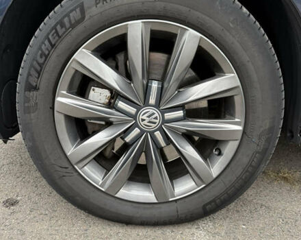 Синій Фольксваген Мультиван, об'ємом двигуна 1.97 л та пробігом 182 тис. км за 39999 $, фото 34 на Automoto.ua