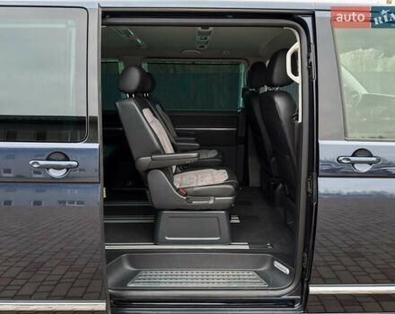 Синій Фольксваген Мультиван, об'ємом двигуна 2 л та пробігом 196 тис. км за 47999 $, фото 66 на Automoto.ua