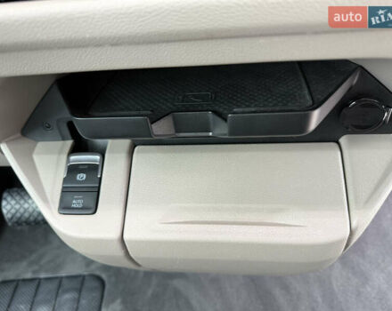 Синий Фольксваген Мультиван, объемом двигателя 1.97 л и пробегом 58 тыс. км за 59990 $, фото 44 на Automoto.ua