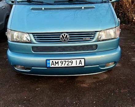 Синій Фольксваген Мультиван, об'ємом двигуна 2.5 л та пробігом 350 тис. км за 9100 $, фото 1 на Automoto.ua