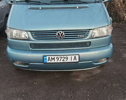 Синий Фольксваген Мультиван, объемом двигателя 2.46 л и пробегом 230 тыс. км за 9200 $, фото 1 на Automoto.ua